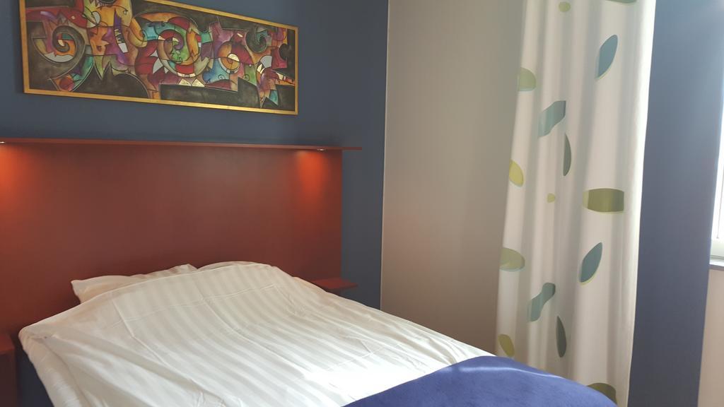 Lumber & Karle Hotel Kvänum Eksteriør billede